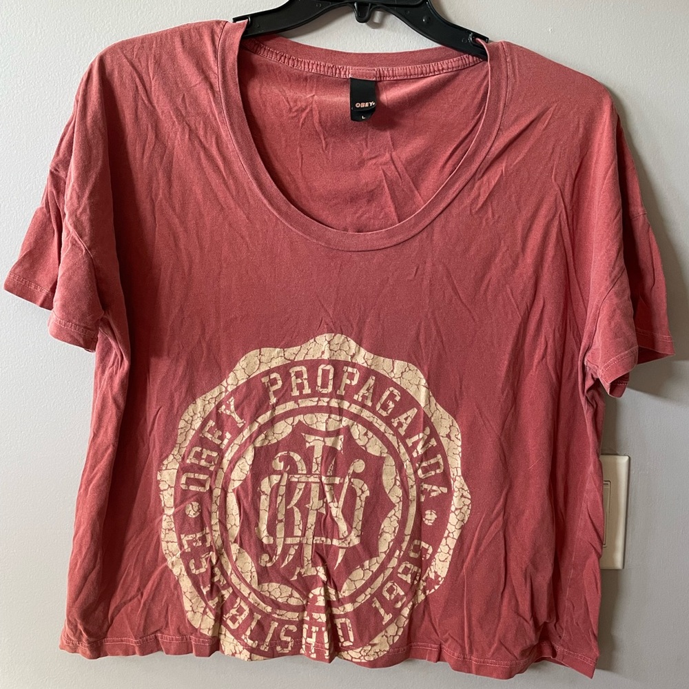 graphic crop top